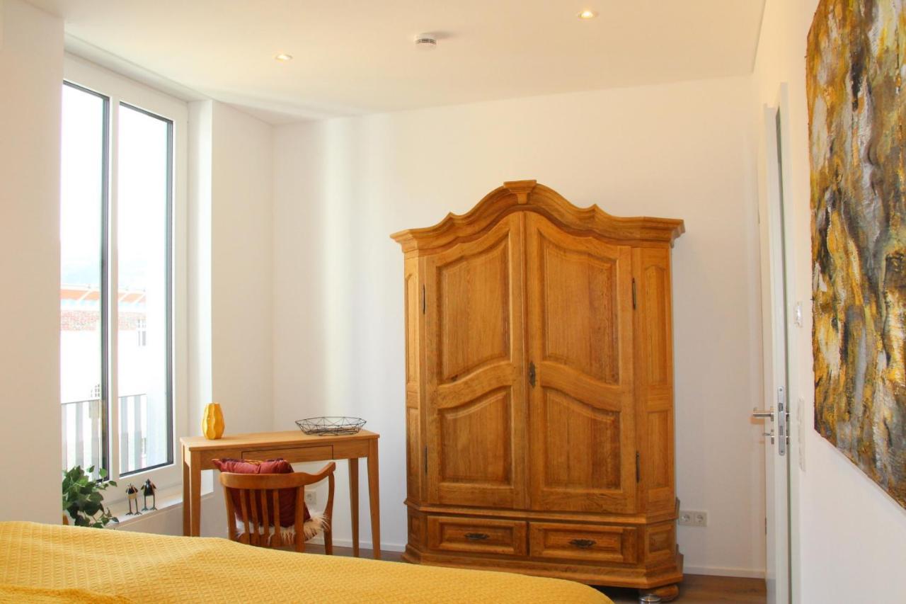 Mosel-Loggia - Luxusapartment -Terrass - Klimaanlage Трабен-Трарбах Екстер'єр фото