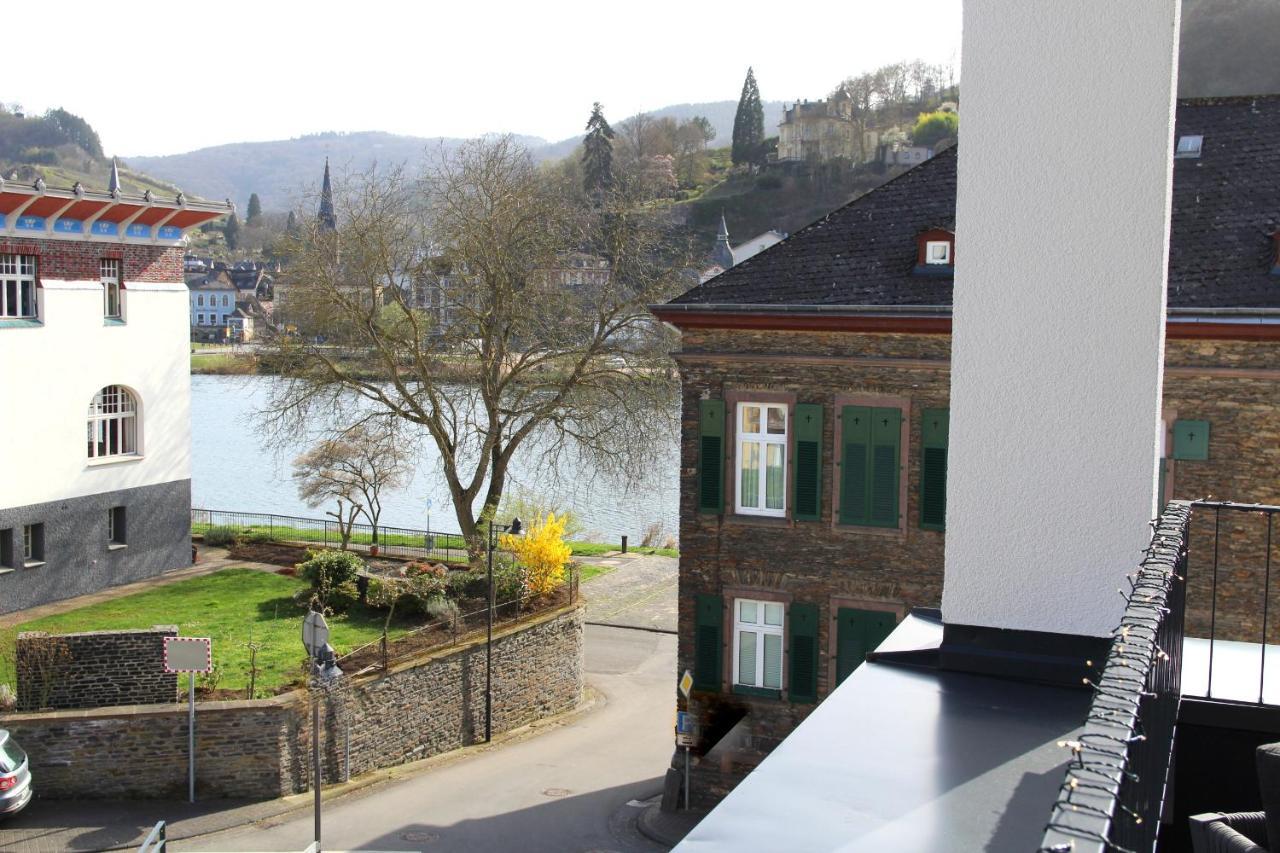 Mosel-Loggia - Luxusapartment -Terrass - Klimaanlage Трабен-Трарбах Екстер'єр фото